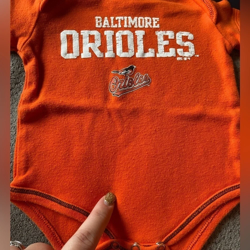 Baltimore Orioles‎ baby onesies 0-3 months